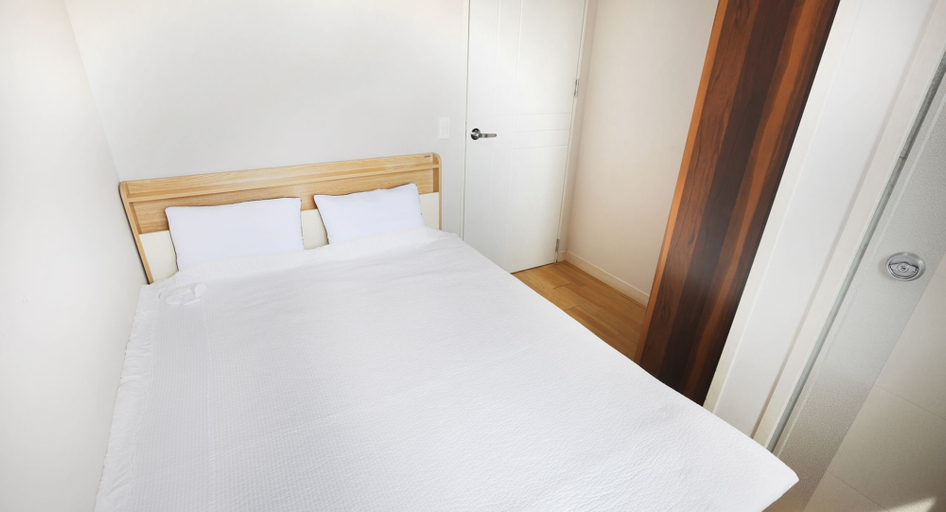 Bedroom 1, Macarios Pension, Jeju