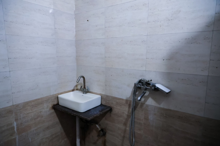 Bedroom 5, Roomshala 127 Mannat Stay, West