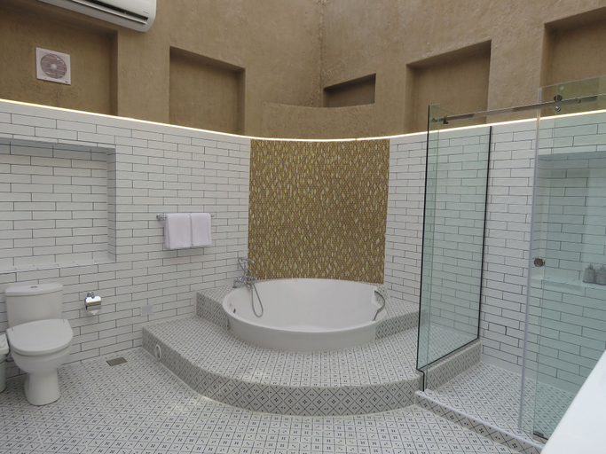 Bathroom 5, Arabian Boutique Hotel, Dubai