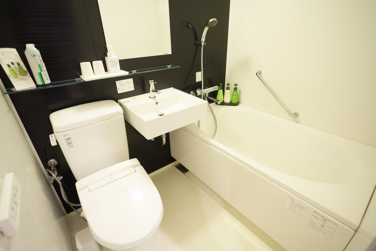 Bathroom 4, Beppu Daiiti Hotel, Beppu