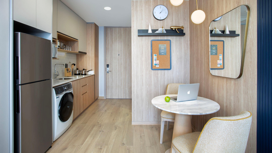 Bathroom 12