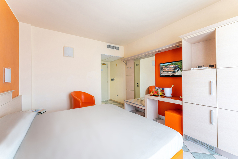 Bedroom 3, Hotel Villa Elena, Teramo