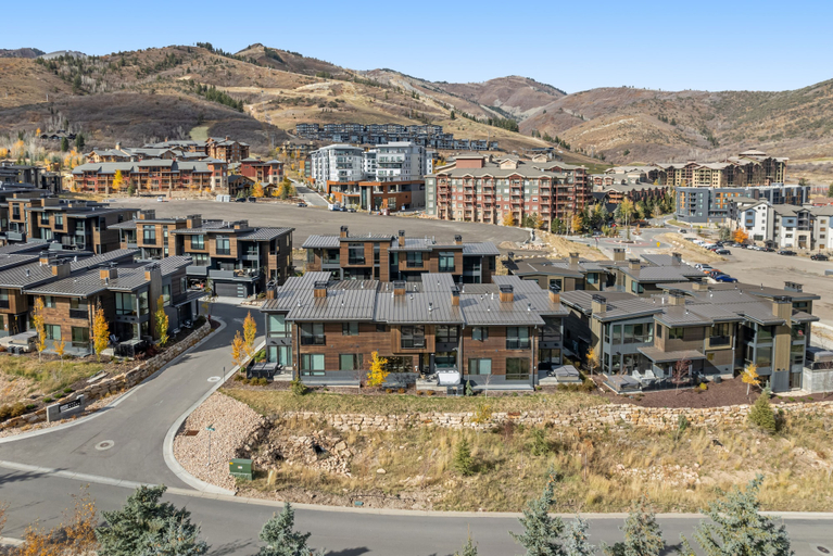 Exterior & Views 2, Ridgeline at The Canyons by Park City Vacations, Summit