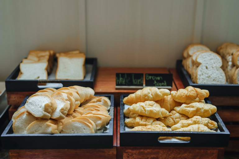 Food & Drinks 23