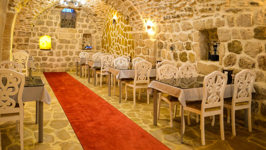 Food & Drinks 2, AĞA KONAĞI, Kızıltepe