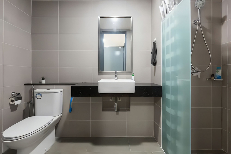 Bathroom 5, Seaview Studio Tropicana 218 Macalister Georgetown, Penang Island