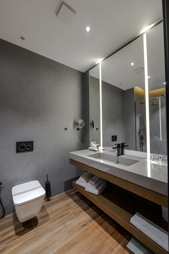 Bathroom 3, Uji i Ftohte Hotel, Tepelenës