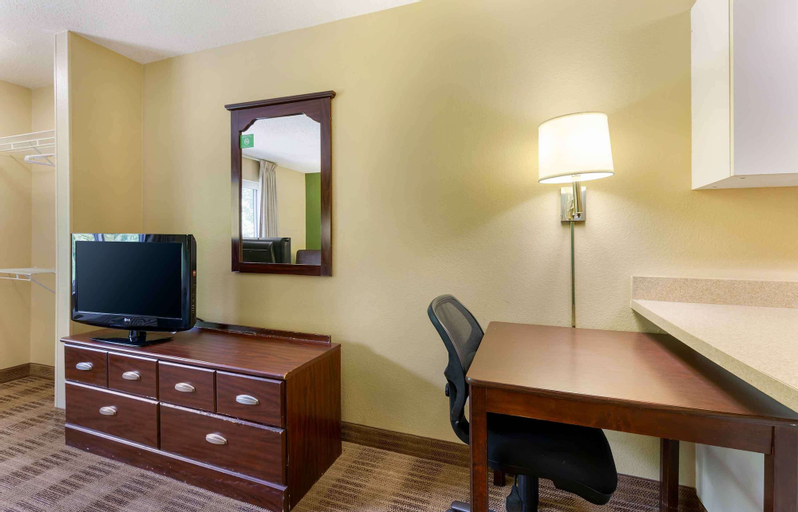 Room 4