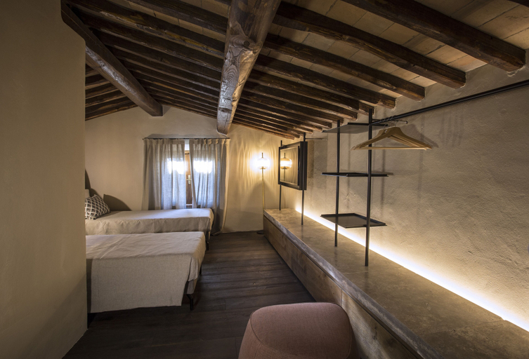 Bedroom 3, Mormoraia, Siena