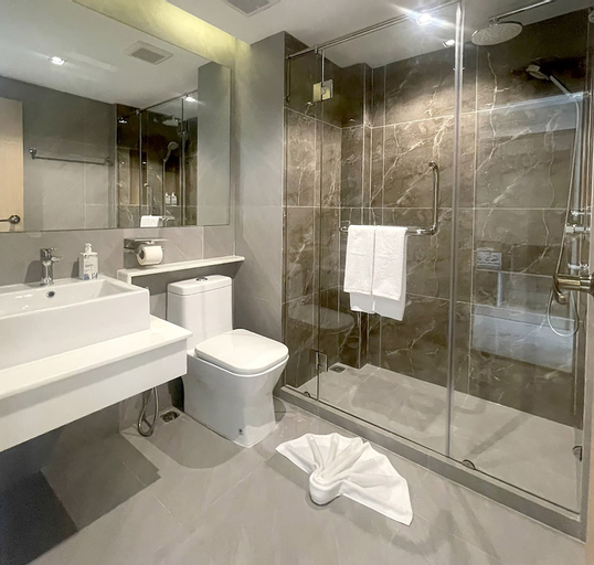 Bathroom 1