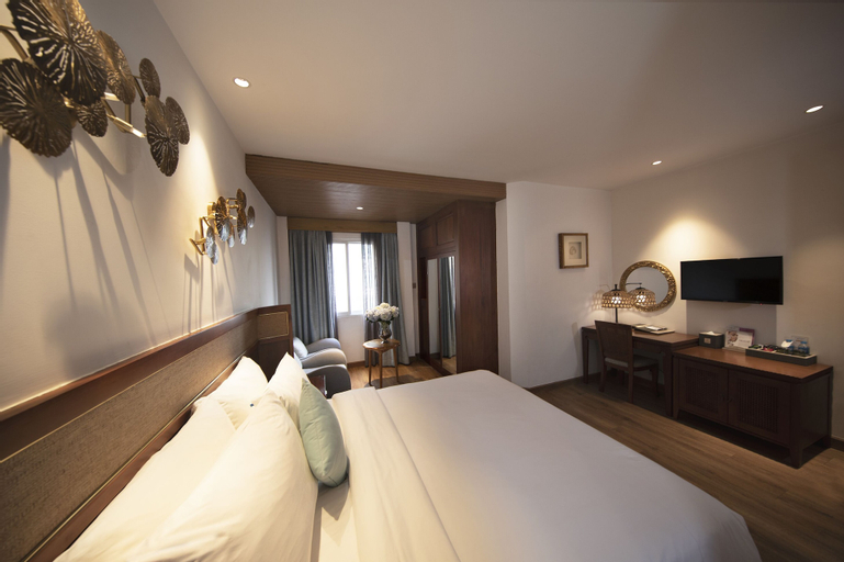 Bedroom 24