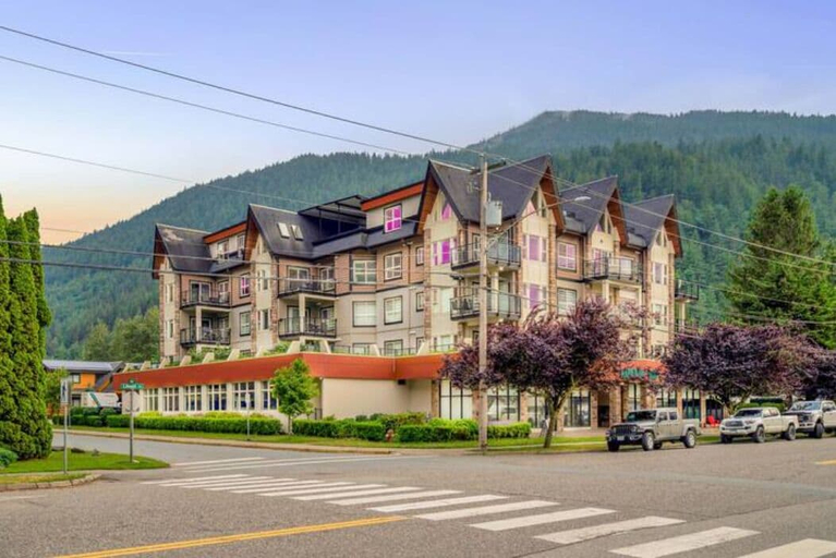 Exterior & Views, Harrison Hot Springs, Fraser Valley