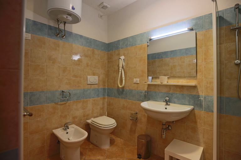 Bathroom 4, La Smeraldina Resort, Olbia-Tempio