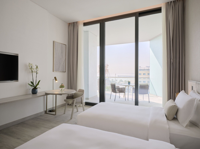 Bedroom 4, Vignette Collection ARABELLA BEACH HOTEL KUWAIT, Salwa