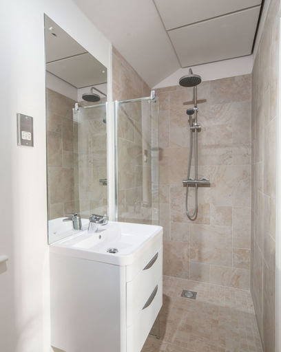 Bathroom 4, The Bay Colwell, Isle of Wight