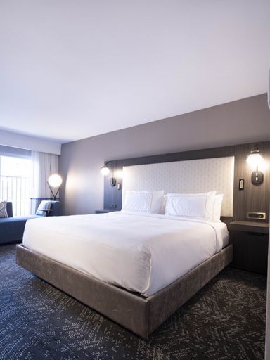 Bedroom 4, DoubleTree by Hilton Livermore, CA, Alameda