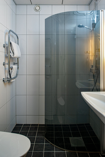 Bathroom 5, Quality Hotel Statt, Hudiksvall