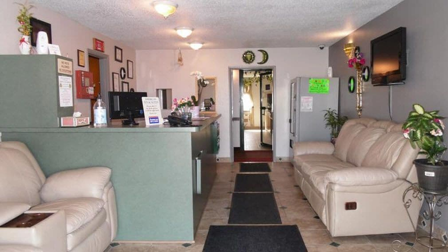 Others 5, American Inn & Suites, Boone