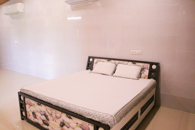 Bedroom, Unique Villa Stay in Surat, Surat