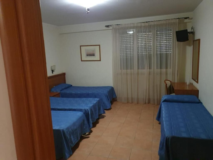 Bedroom 2, villa maria park, Rome
