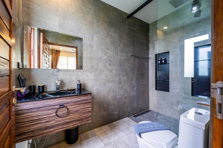 Bathroom 4, Secluded Oasis for Family - BM5, Hua Hin