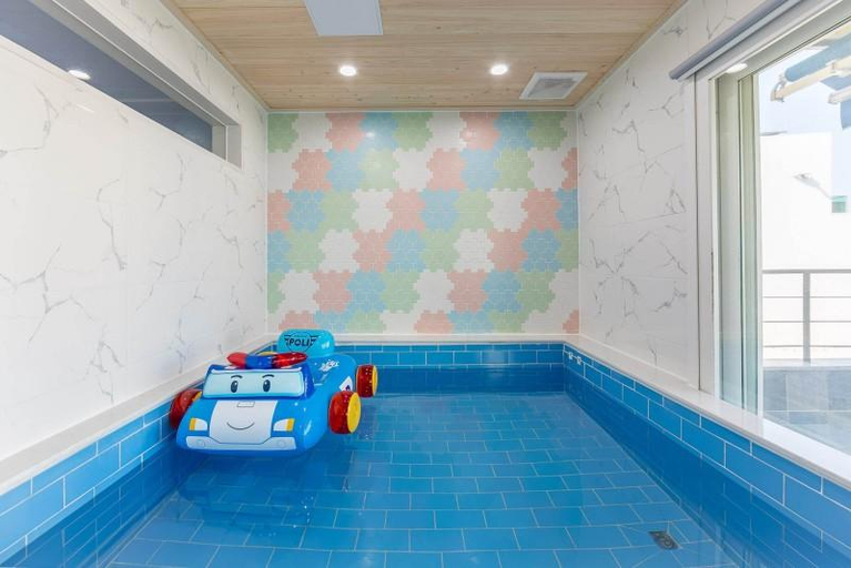 4, Geoje Island Viken Kids Pool Villa, Geoje