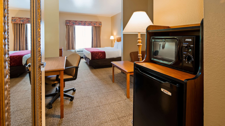 Bedroom 3, SureStay Plus Hotel by Best Western Mesquite, Dallas