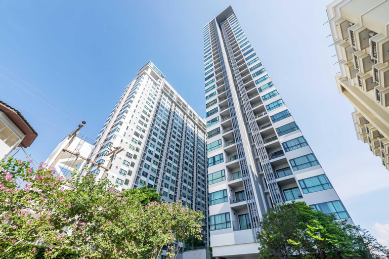 The BASE Central Condo Pattaya By Favstay, Pattaya