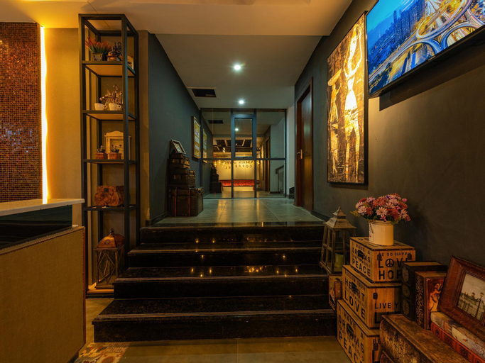 Others 4, James Joyce Coffetel Guilin Railway Station Xiangbi Mountain Liangjiang Sihu Wharf, Guilin