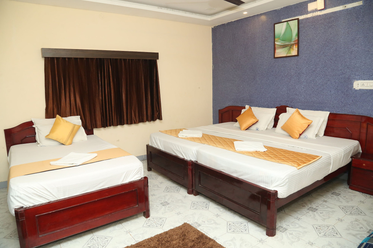 Bedroom 5, LA FLORA RESORTS YERCAUD, Salem