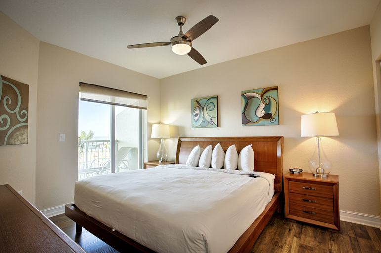 Bedroom 4, Crystal Palms Beach Resort, Pinellas