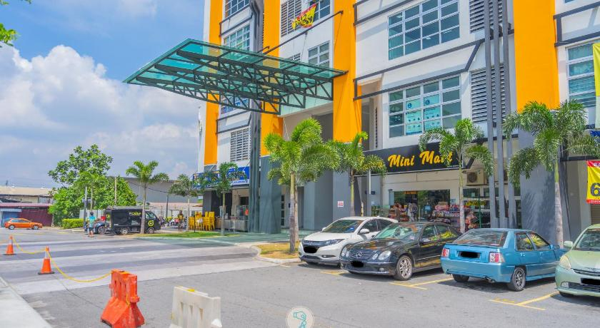 Cozy 2-bedroom condo w Pool - 4 Pax - Kajang, Hulu Langat