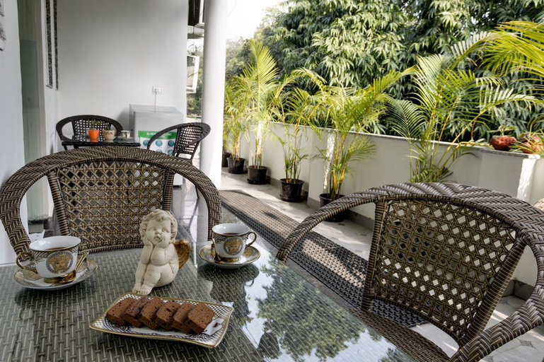 Others 3, MOYDOM Noiseless UltraLuxurious Apartment +Balcony, Delhi
