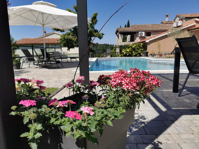 Sport & Beauty 5, Apartments with Shared Pool Bertetic, Kanfanar