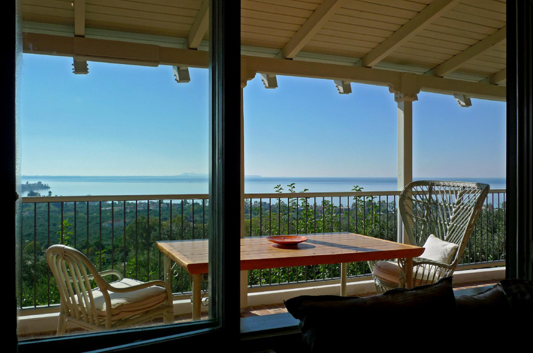 Others 4, Villa grECOrama, West Greece
