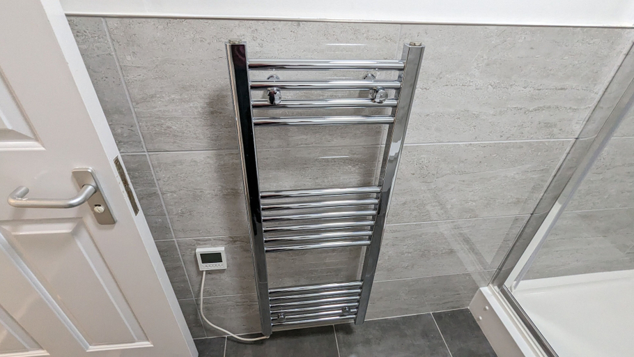 Bathroom 5, Cocoon at The International Inn, Sefton