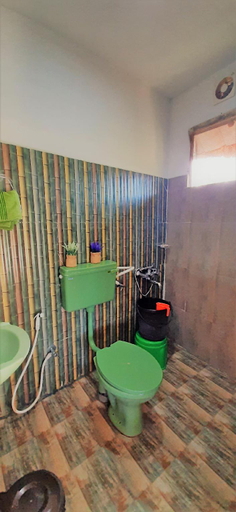 Bathroom 3, Noahs Nest Tree house, Idukki