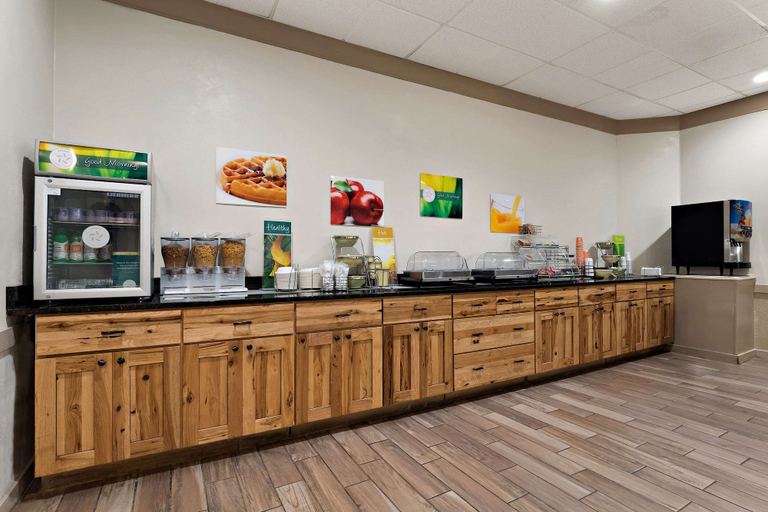 Food & Drinks 5, Quality Inn & Suites Craig, Moffat