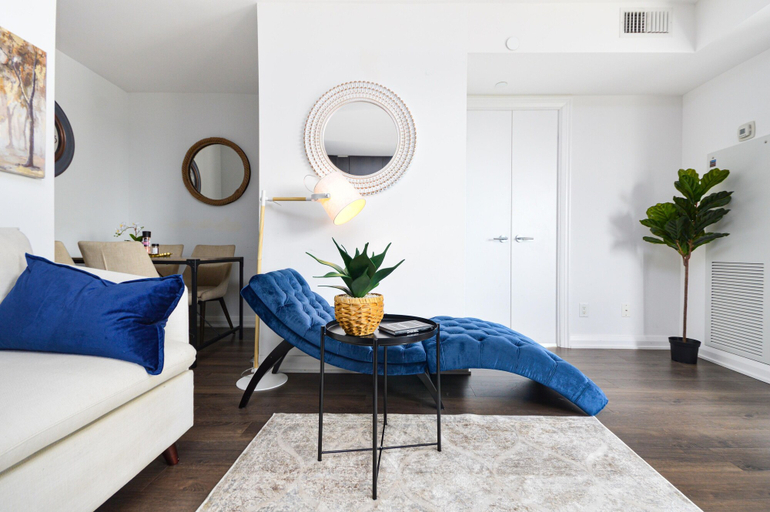 Others 3, Yorkville Modern 1 Bedroom Suite Toronto, Toronto