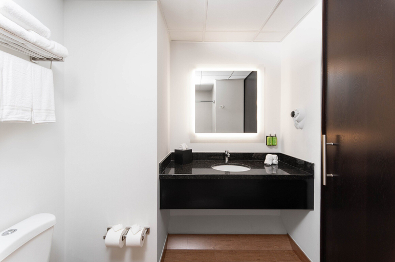 Bathroom 5, Holiday Inn Express TEGUCIGALPA by IHG, Distrito Central