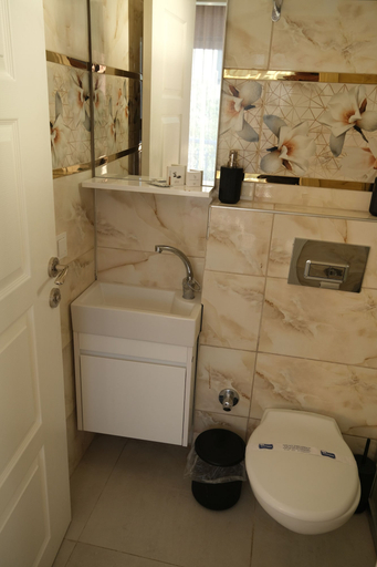 Bathroom 4, Deadel Hotel, Antalya