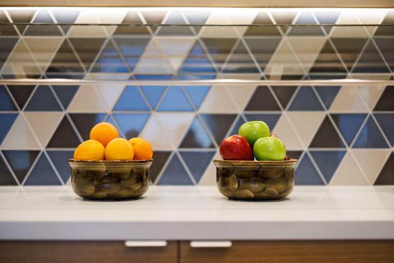 Food & Drinks 5, Hyatt Place San Carlos, San Mateo