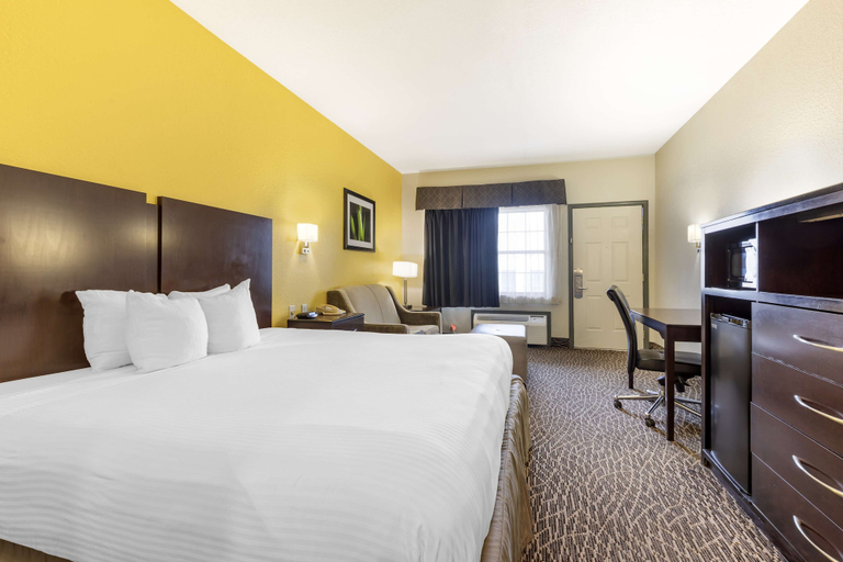 Bedroom 3, Best Western West Monroe Inn, Ouachita