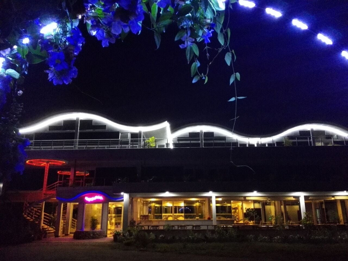 Exterior & Views 2, Crystal Palace Hotel, Port Vila