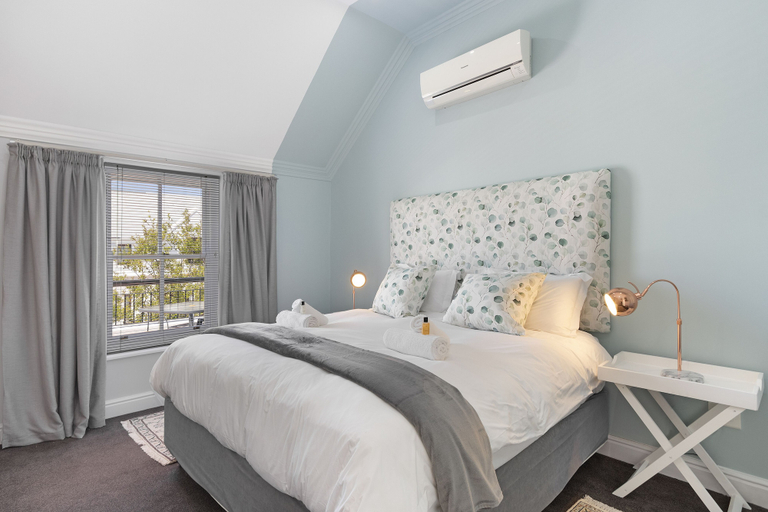 Bedroom 3, Winelands Golf Lodges 40, Cape Winelands