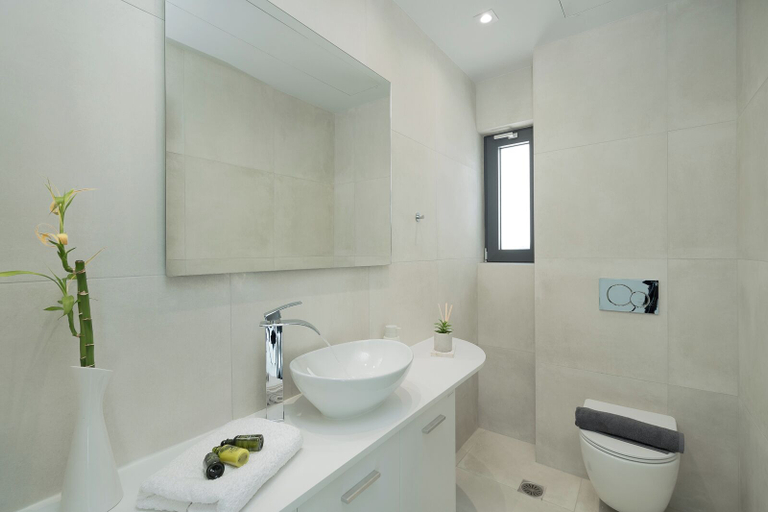 Bathroom, White Cliff Luxury Suites, Attica