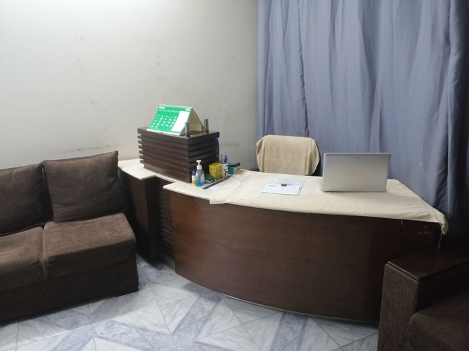 Others 5, Maple Crest Service Apartment, Dhaka