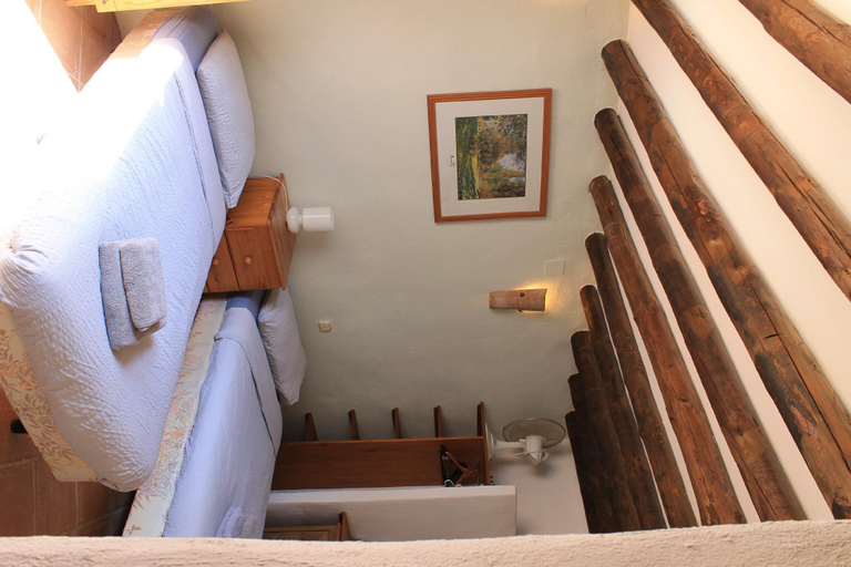 Bedroom 3, Casa Mundo - 16th century house - pool wifi washer, Granada