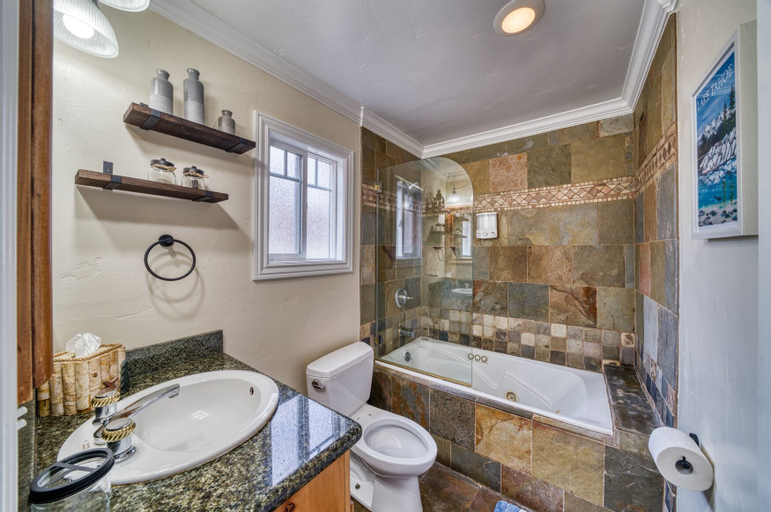 Bathroom 3