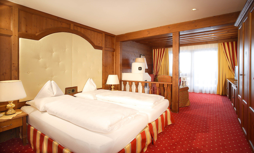 Bedroom 3, Hotel Edelweiss, Imst